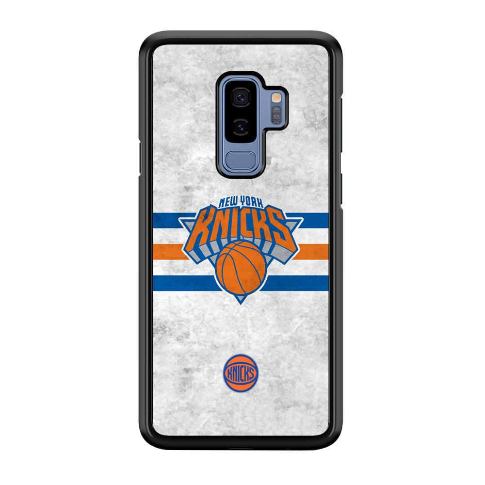 New York Knicks on Old Wall Samsung Galaxy S9 Plus Case-Rubber Black (2D Case)-Oxvistore