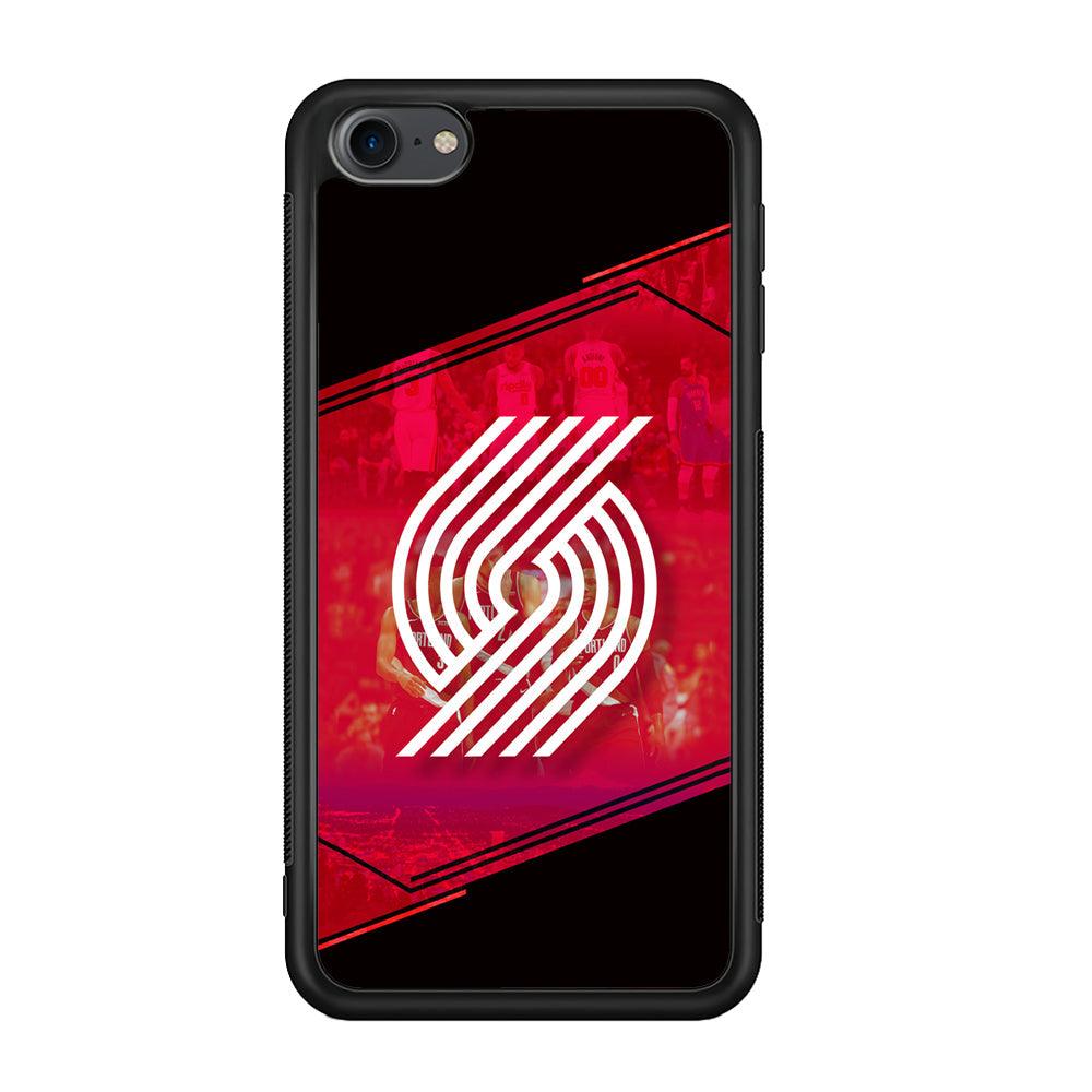 Portland Trail Blazers Silhouette on Red iPod Touch 6 Case-Rubber Black (2D Case)-Oxvistore
