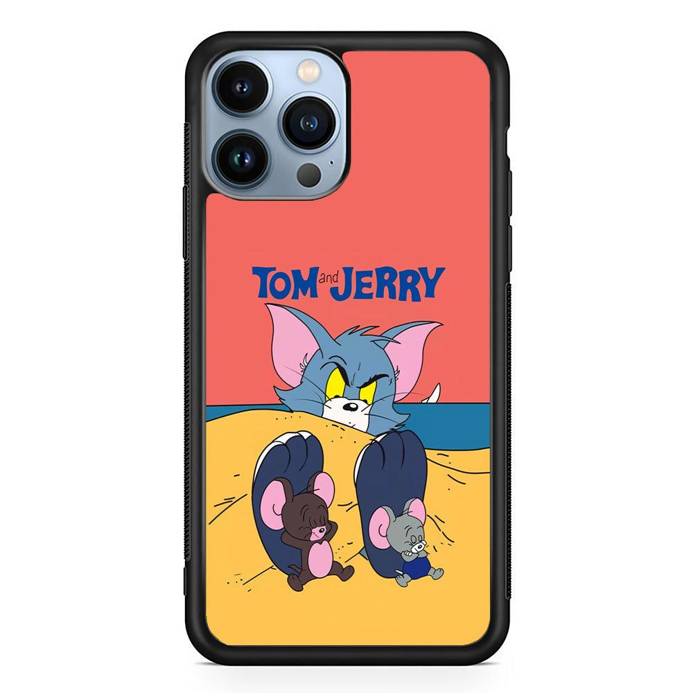 Tom and Jerry Enjoy at The Beach iPhone 14 Pro Max Case-Rubber Black (2D Case)-Oxvistore