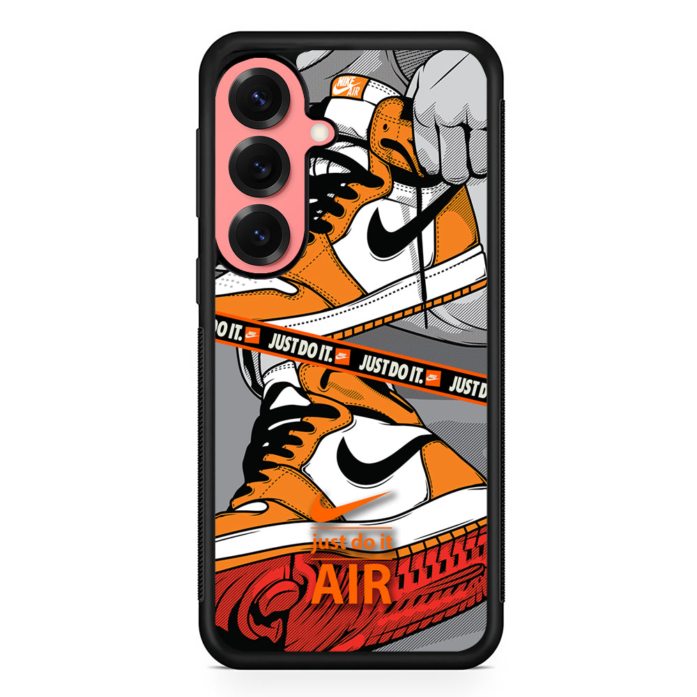 Nike Close Up The Sneaker Samsung Galaxy S25 Case | Slim Protective Cover for Samsung Galaxy S25