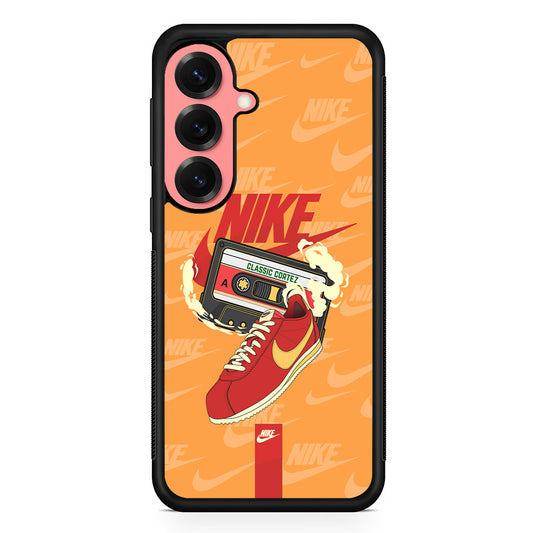 Nike Classic Stride Samsung Galaxy S25 Case | Slim Protective Cover for Samsung Galaxy S25