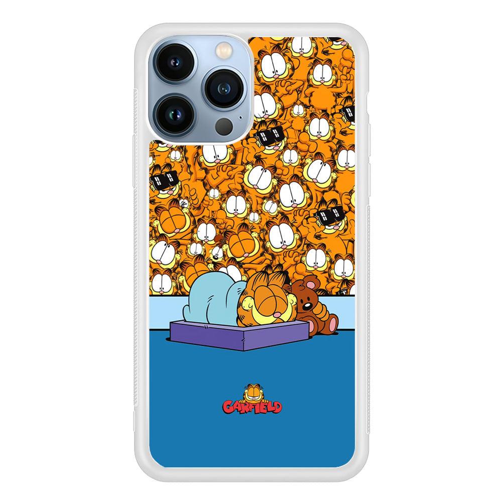 Garfield Warm on Sweet Dreams iPhone 13 Pro Case-Oxvistore