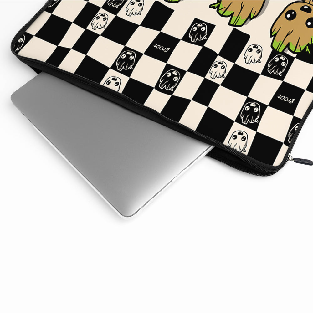 Groot Being Cute Laptop Sleeve Protective Cover