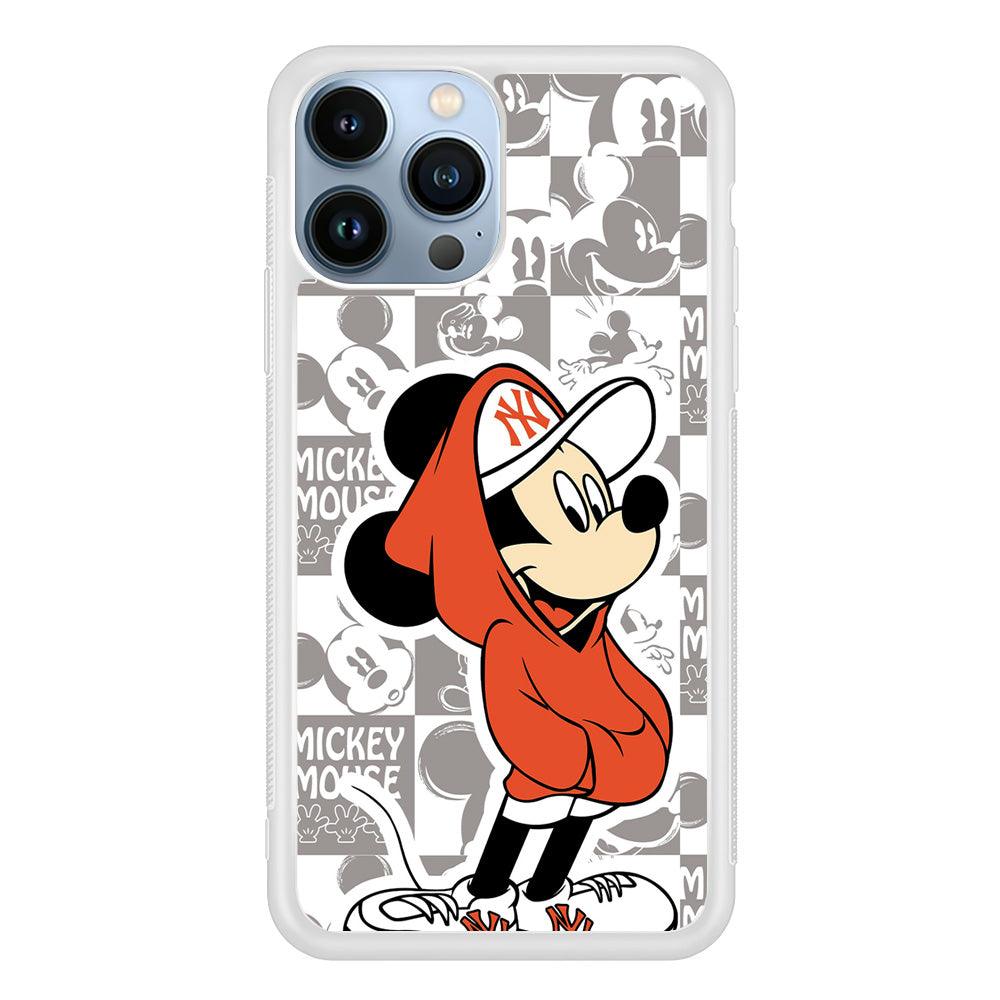 Mickey Mouse The Fans on Duty iPhone 15 Pro Max Case-Oxvistore