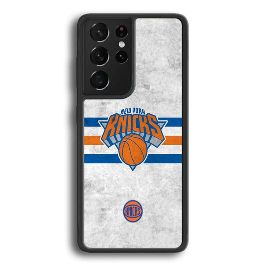 New York Knicks on Old Wall Samsung Galaxy S22 Ultra Case-Rubber Black (2D Case)-Oxvistore