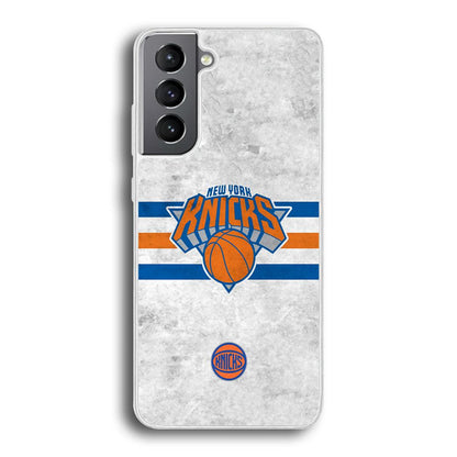 New York Knicks on Old Wall Samsung Galaxy S21 Plus Case-Oxvistore