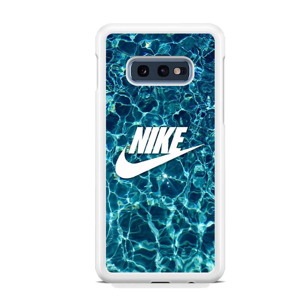 Nike Lots of Water Samsung Galaxy S10E Case-Oxvistore