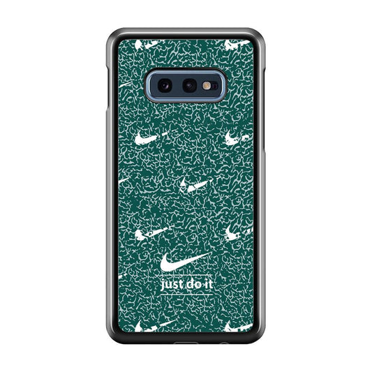 Nike White in Green Patern Samsung Galaxy S10E Case-Oxvistore