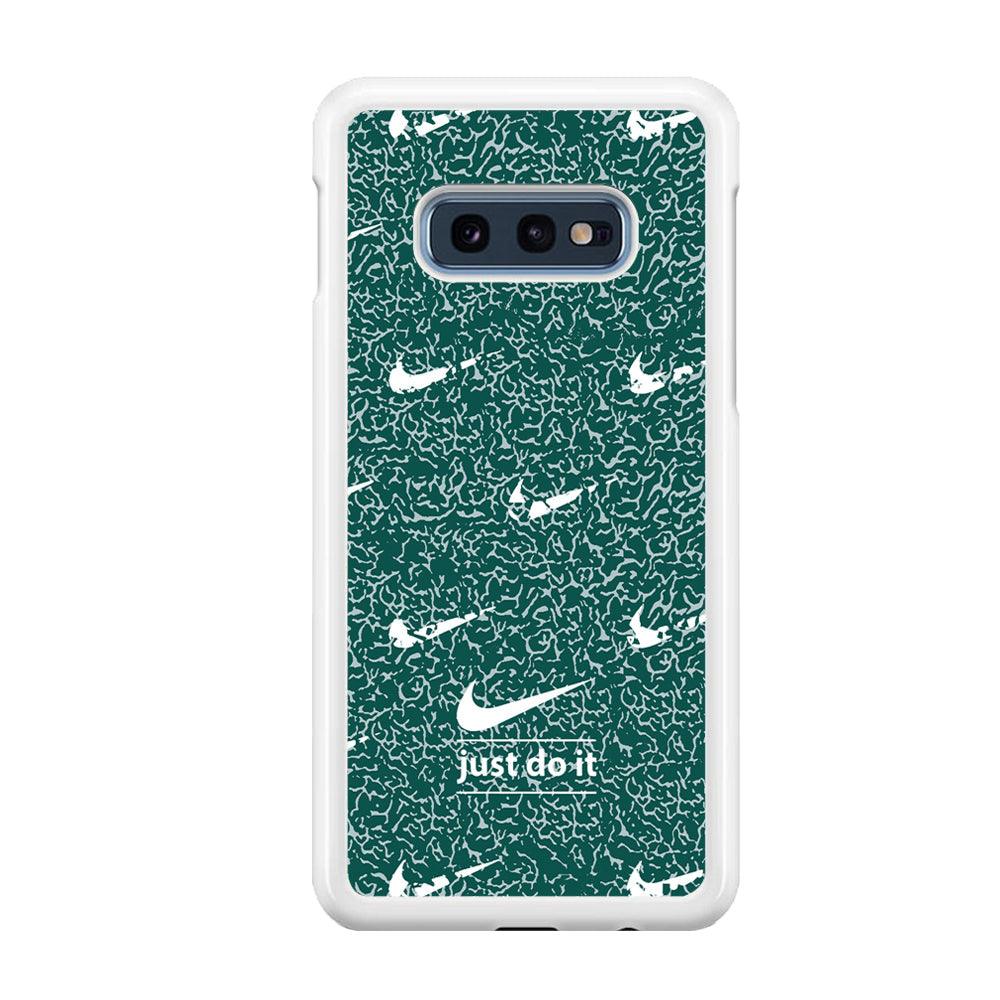 Nike White in Green Patern Samsung Galaxy S10E Case-Oxvistore