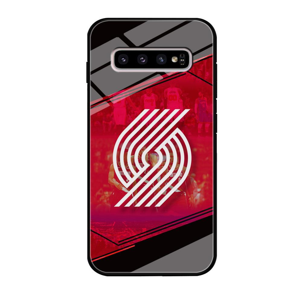 Portland Trail Blazers Silhouette on Red Samsung Galaxy S10 Case-Oxvistore