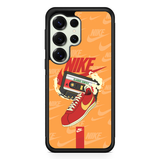 Nike Classic Stride Samsung Galaxy S25 Ultra Case | Durable Rubber Case for Samsung Galaxy S25 Ultra